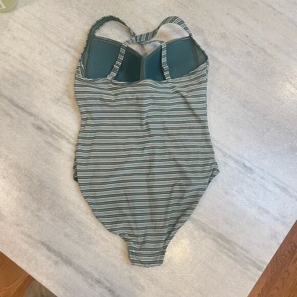 Nip tuck Multifit Striped Ruching One Piece Bathing Suit sz. 10 #05 - Picture 5 of 14